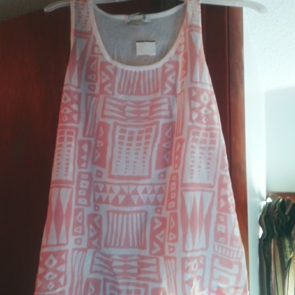 Tank nwt